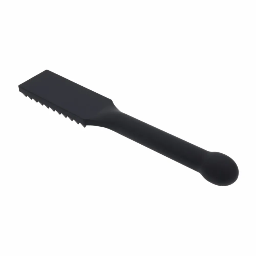 Silikonová plácačka s hroty Sportsheets Edge Spiked Paddle, kovové jádro, černá - obrázek 2