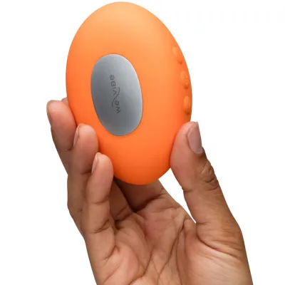 Hřejivý a chladivý vibrátor We-Vibe Temp, mandarinkově oranžový - obrázek 7