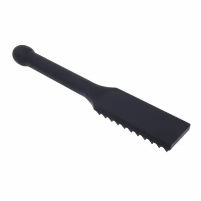 Silikonová plácačka s hroty Sportsheets Edge Spiked Paddle, kovové jádro, černá - obrázek 7