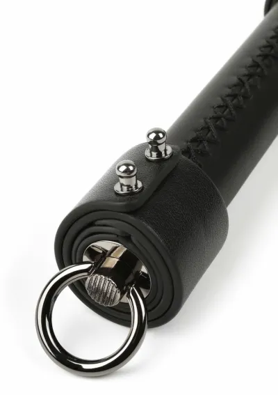 Kožené důtky s uzlíky Hidden Desire Genuine Leather Knot Flogger, 55 cm, černo-červené - obrázek 4
