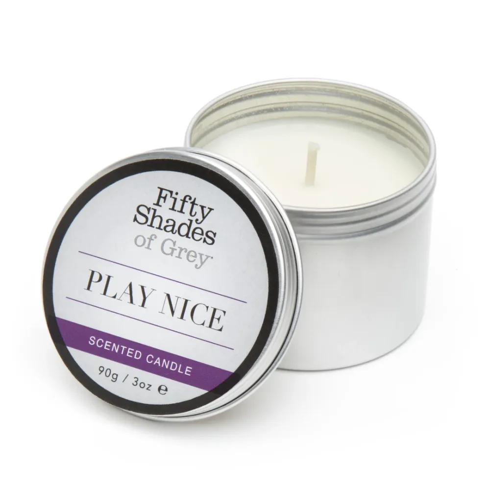 Vonná sójová svíčka Fifty Shades of Grey Play Nice, vanilka, 90 g
