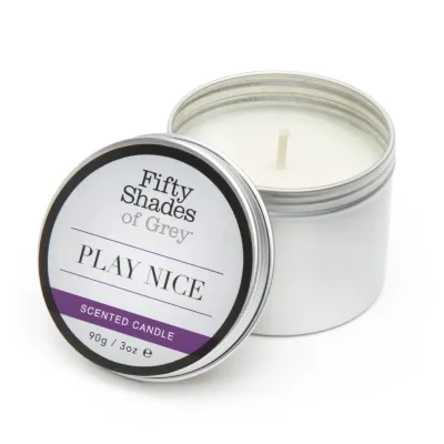 Vonná sójová svíčka Fifty Shades of Grey Play Nice, vanilka, 90 g