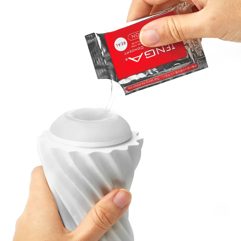 Tenga Flex Rocky Black, spirálový masturbátor s pevnou strukturou, černý - obrázek 4