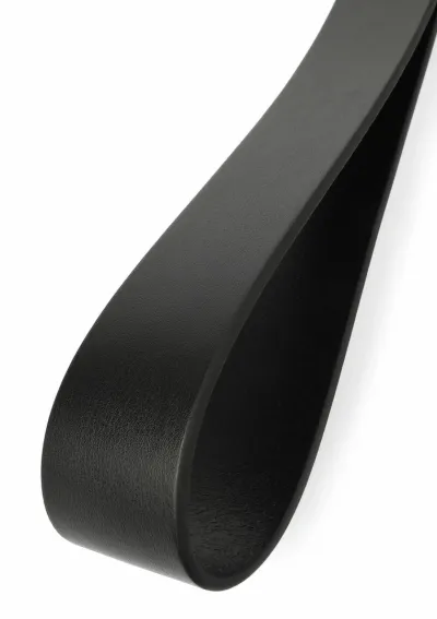 Kožená plácačka Ouch! Belt Slapper ve tvaru opasku, černá - obrázek 5