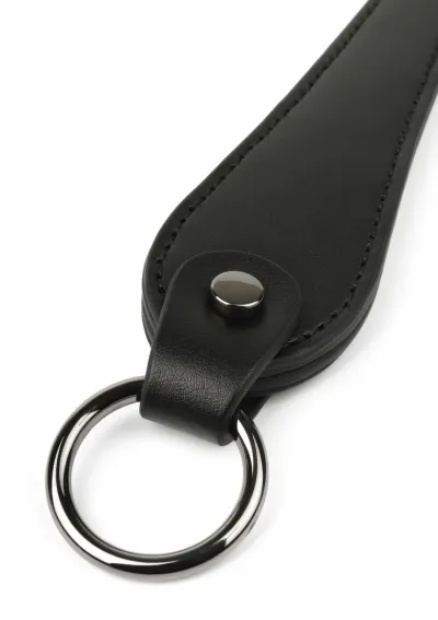 Kožená plácačka Ouch! Belt Slapper ve tvaru opasku, černá - obrázek 3